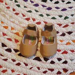Infant shoes - new